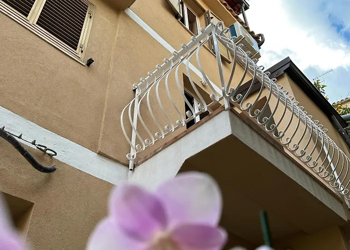 Oda ve Kahvaltı Ara *